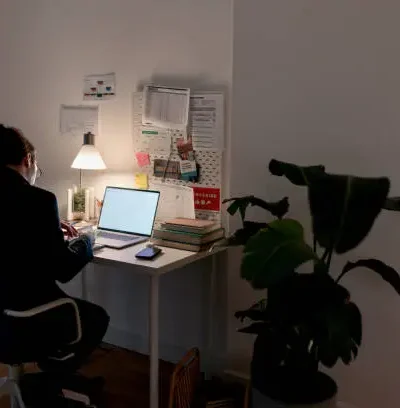 Puesto de trabajo montado en casa